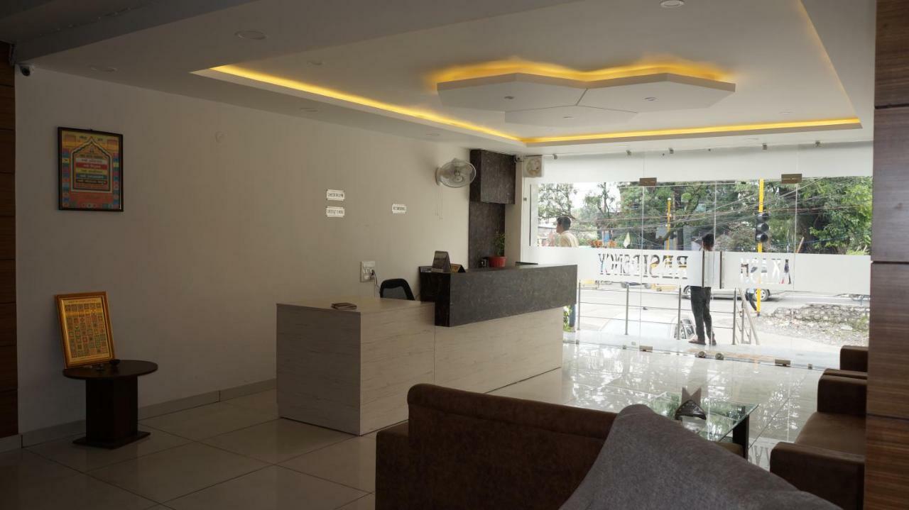 Hotel Aakash Residency Dehradun Exterior photo